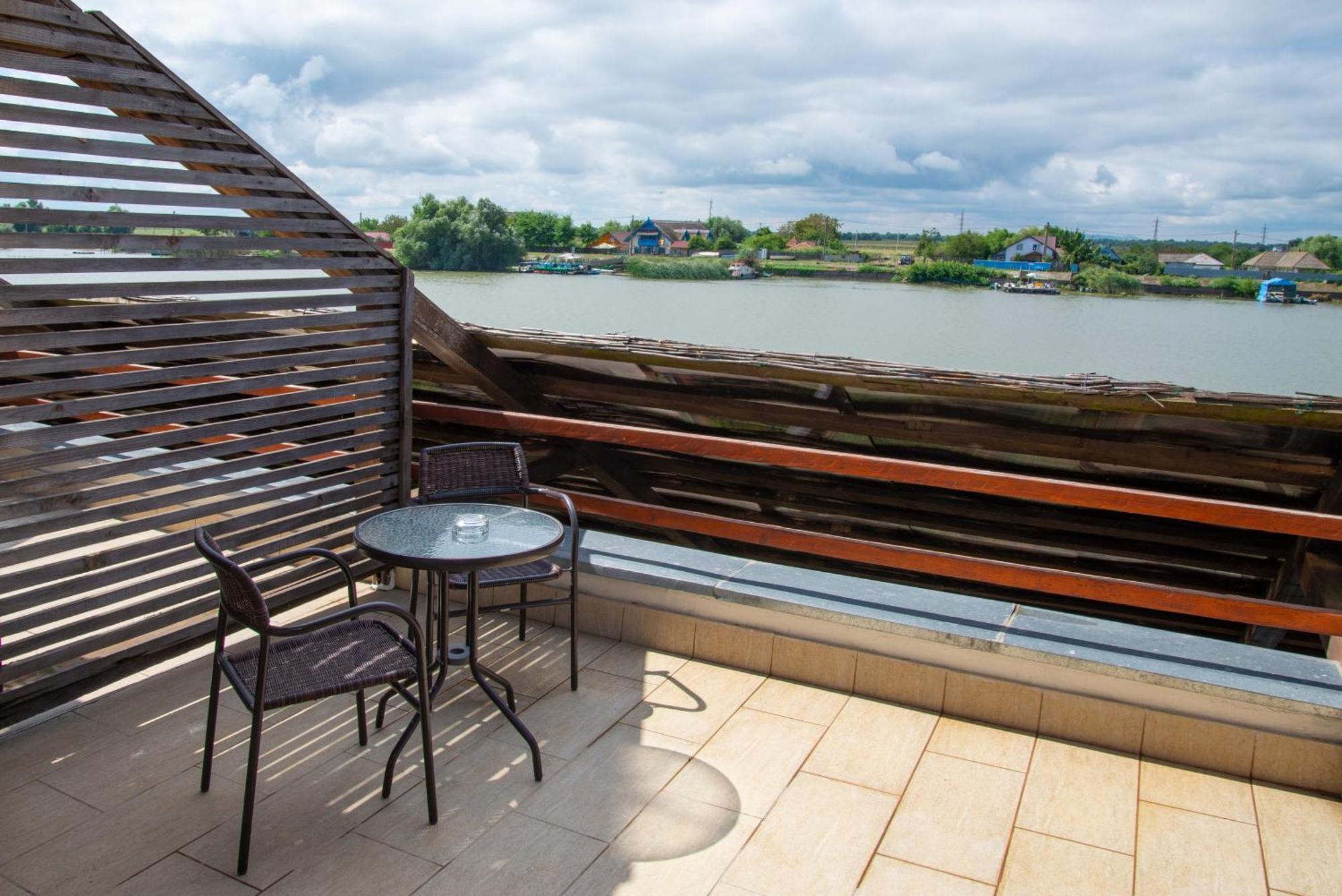 Paradis Hotel Мила-Доуэзечи-ши-Трей Экстерьер фото